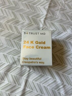 Trust MD 24K Gold face cream